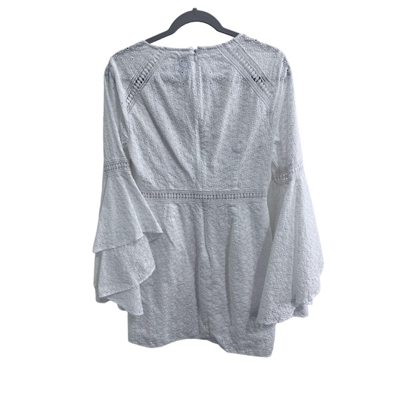 CeCe White Eyelet Fabric Large Bell Sleeves Ruffled Cuffs Mini Dress Size 10 - Picture 5 of 10